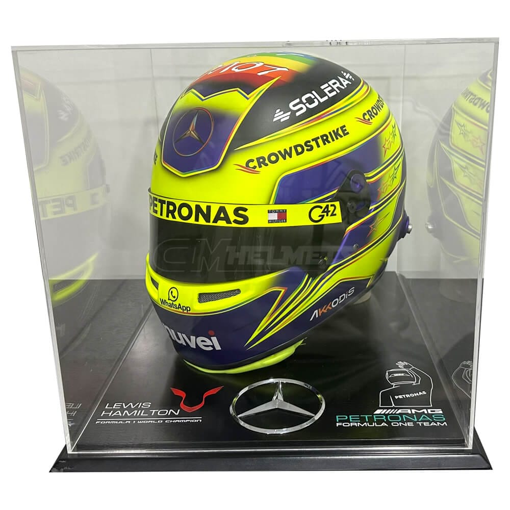 lewis-hamilton-2024-loveislove-f1-helmet-ma10